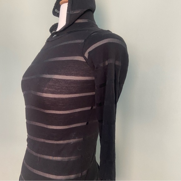 Heavy Red Couture sheer striped top with hood xs - Picture 2 of 11